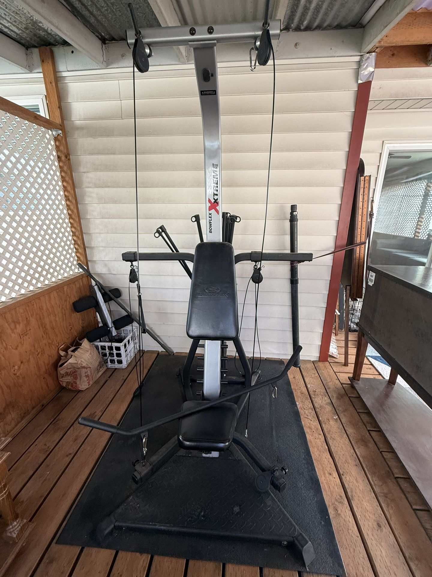 Bowflex - Gym - Exercise - At Home Equipment