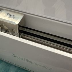 Cricut Explore Air 2 