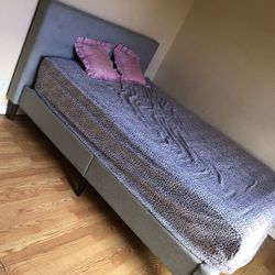 Bed Frame With Mattress (Full)