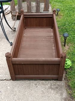 Flower box