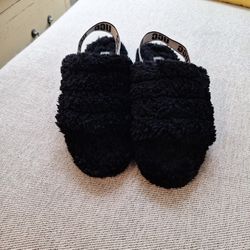 Woman's Black UGG Slippers 