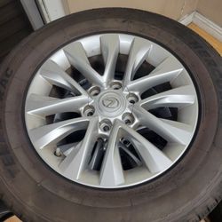 2019 Lexus GX460 Tire And Wheel Set