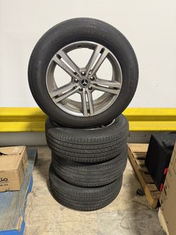 Wheels And Tires OEM Mercedez Benz