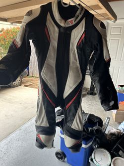 Dainese suit (Size 50)