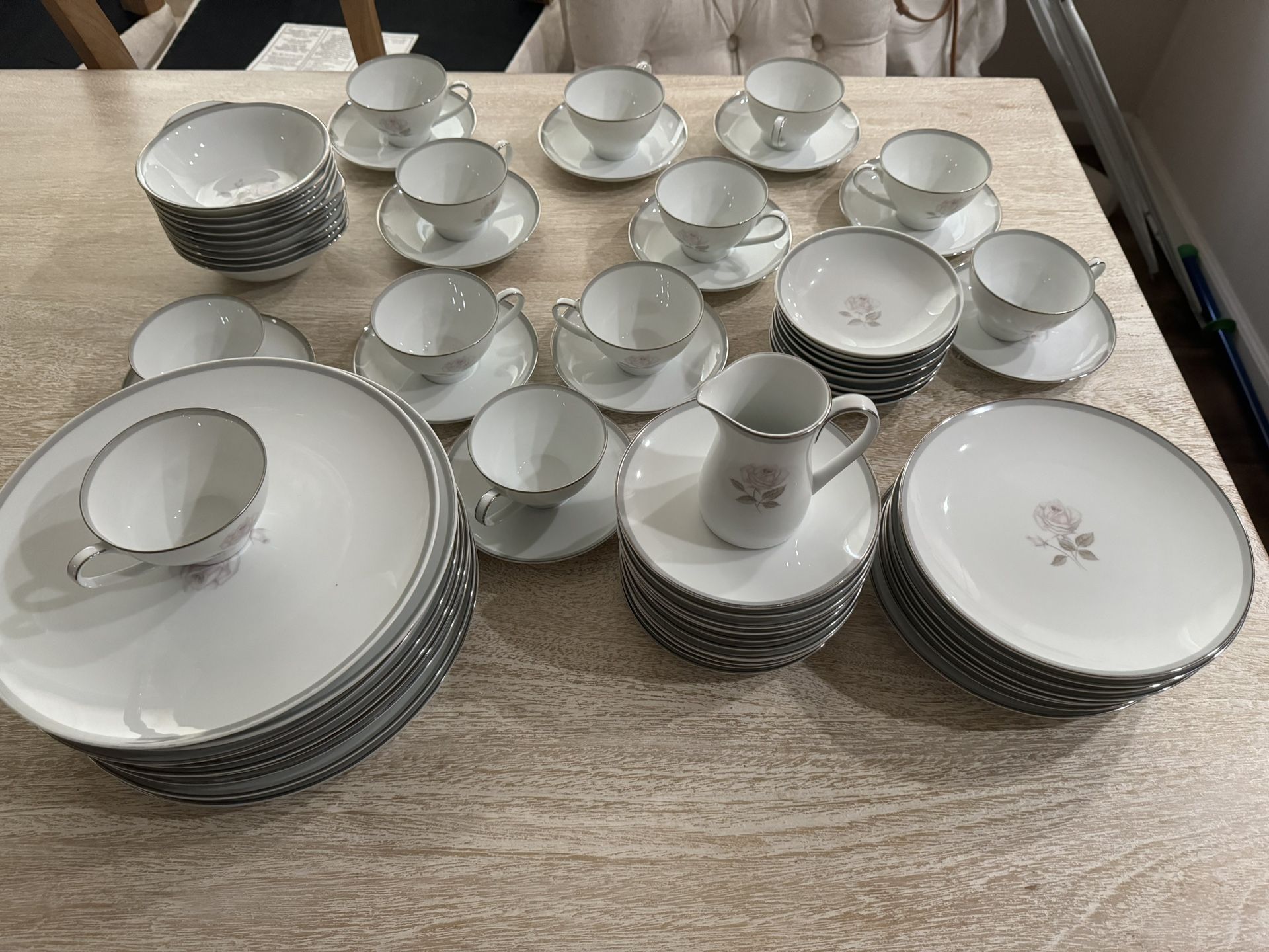 Noritaki Rose Pattern Fine Bone China