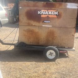 Knaack storage construction tool box for construction jobsite security locks