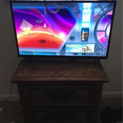 32 Inch TLC Roku Tv 