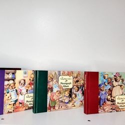 Vintage The Teddy Bear Lover Photograph Album Set of 3 

Never used, perfect condition 

16 $
