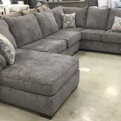 1 LAF Sectional ,1 Loveseat, RAF Sectional 