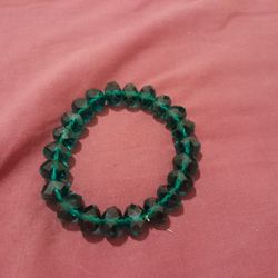 Emerald Green Glass Beads Stretch Bracelet