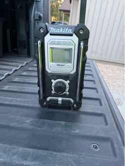 Makita Bluetooth Job Site Radio