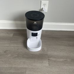 Automatic Pet feeder 