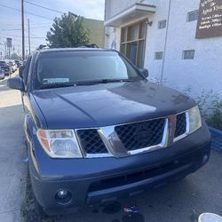 Nissan Pathfinder 