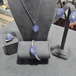 Diamonds emeralds OH My
