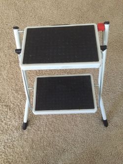 Folding 2-steps ladder