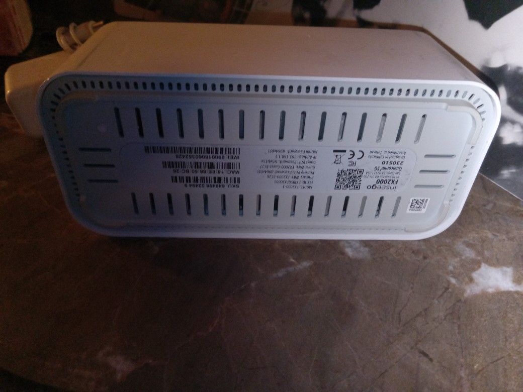 inseego Enterprise 2000FX-E 5g Universal Router w  SIM Slot 