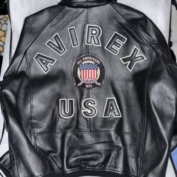 Avirex  Leather Jacket Size Large 