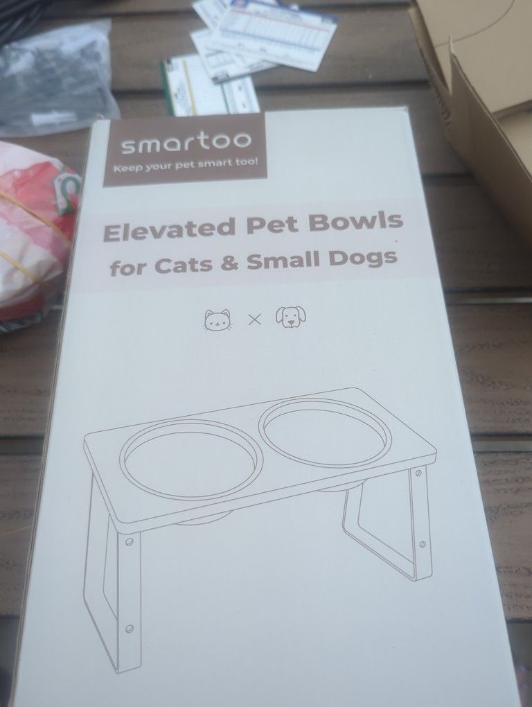 Elevated Pet Bowls