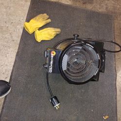 220 Volt Electric Shop Heater 5.6 Kw Like New $100