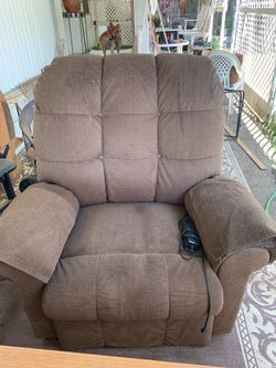 Lift up recliner