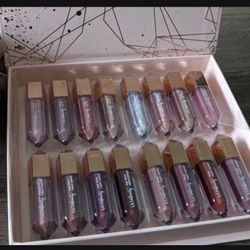 16 Peice Lipgloss Set 