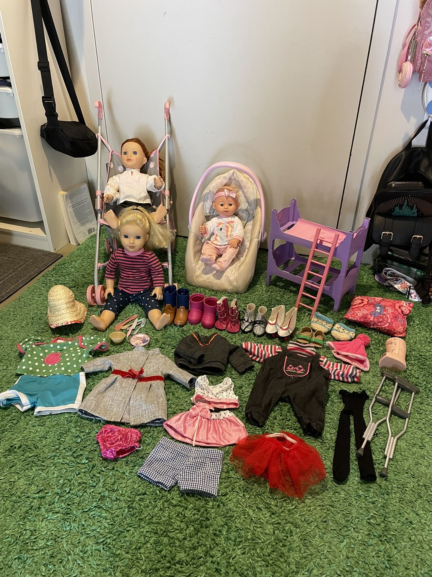 18” Dolls, Baby Doll, Stroller, Car seat, Bunk Beds, Etc