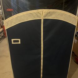 Rubbermaid Hanging Garment Storage