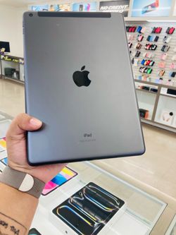 iPad 9th gen 64gb WiFi and cellular