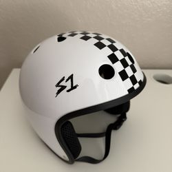 S1 Skating Helmet 
