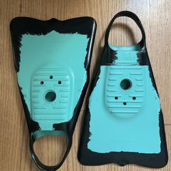 Teal And Black DaFin 