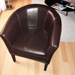 Leather Club Chair 