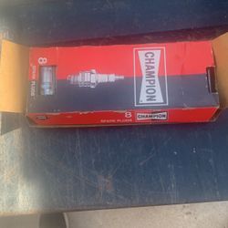 Mopar NOS Champion RJ-11J Plugs