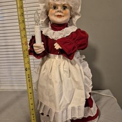 22" Miss. Santa Clous animated and illuminated