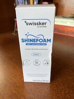 Swissker Shinefoam Teeth Whitening Foam *New in Box*