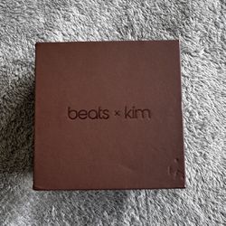 Beats Fit Pro x Kim (Limited Edition)