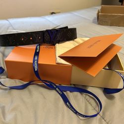 Luis Vuitton Belt 