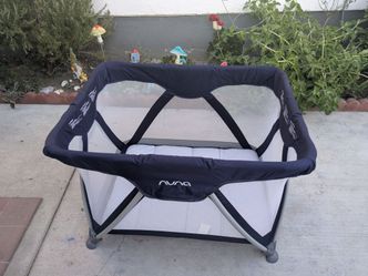 Nuna Portable Baby Play Yard