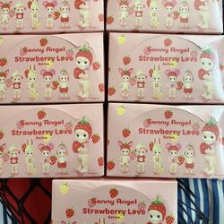 Sonny Angel strawberry love series
