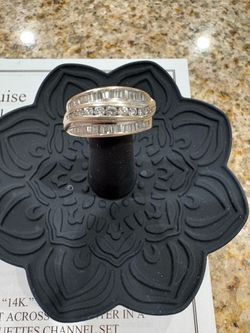 14k White Gold &Diamond Ring