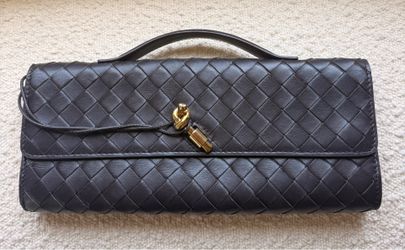Bottega Veneta Andiamo Clutch