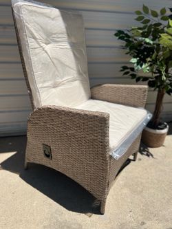 NEW PATIO RECLINING CHAIRS