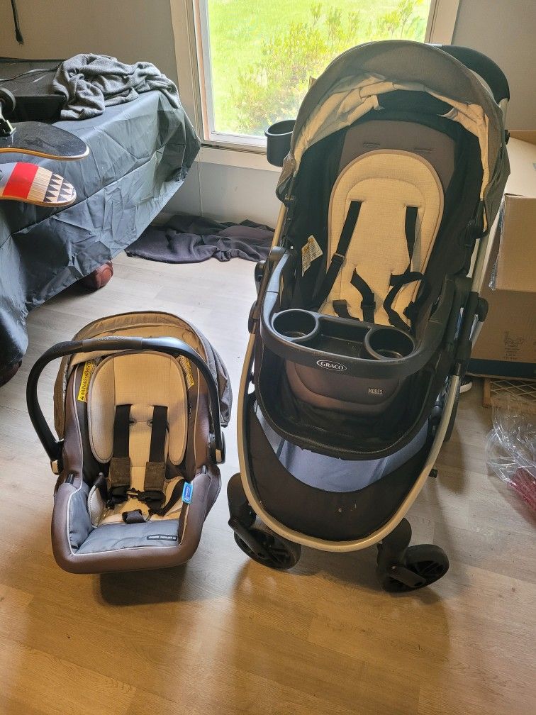 Graco Pramette Stroller And Carseat