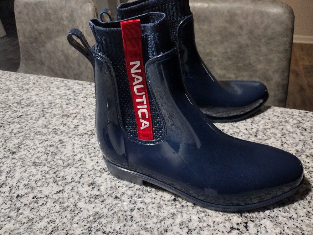 Nautica Women Navy Rain Boot