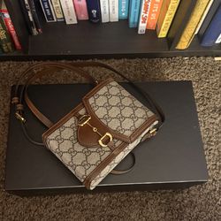 Gucci Horsebit crossbody trunk