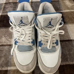 Jordan 4s