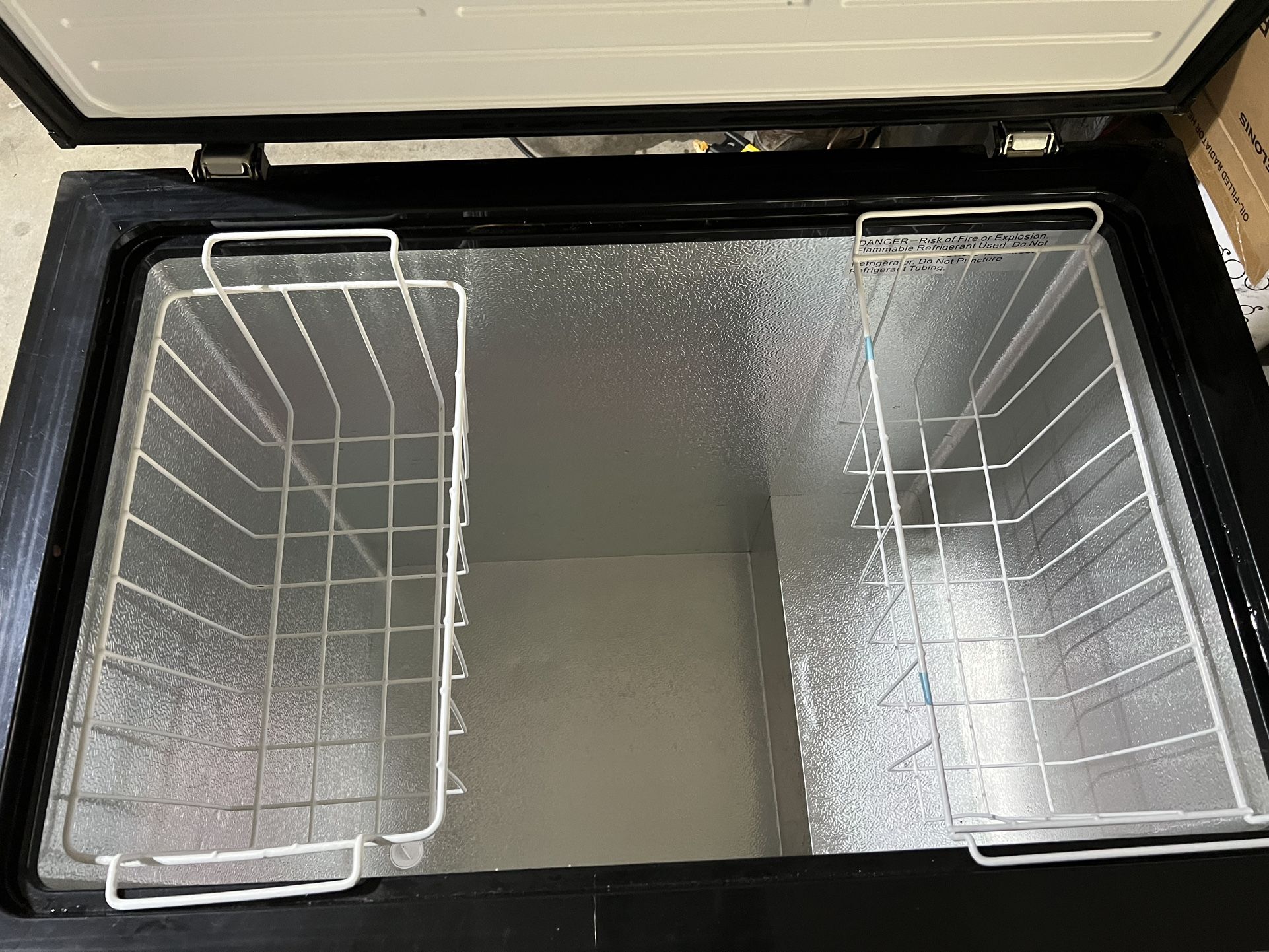 Arctic 7 CU Chest Freezer - Excellent Condition