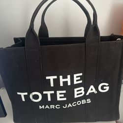 Marc Jacobs The Tote Bag