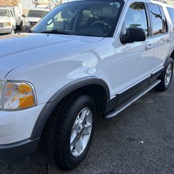 2003 Ford Explorer