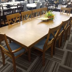 11pc Dining Room Set 