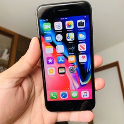 iPhone 8 Unlocked 